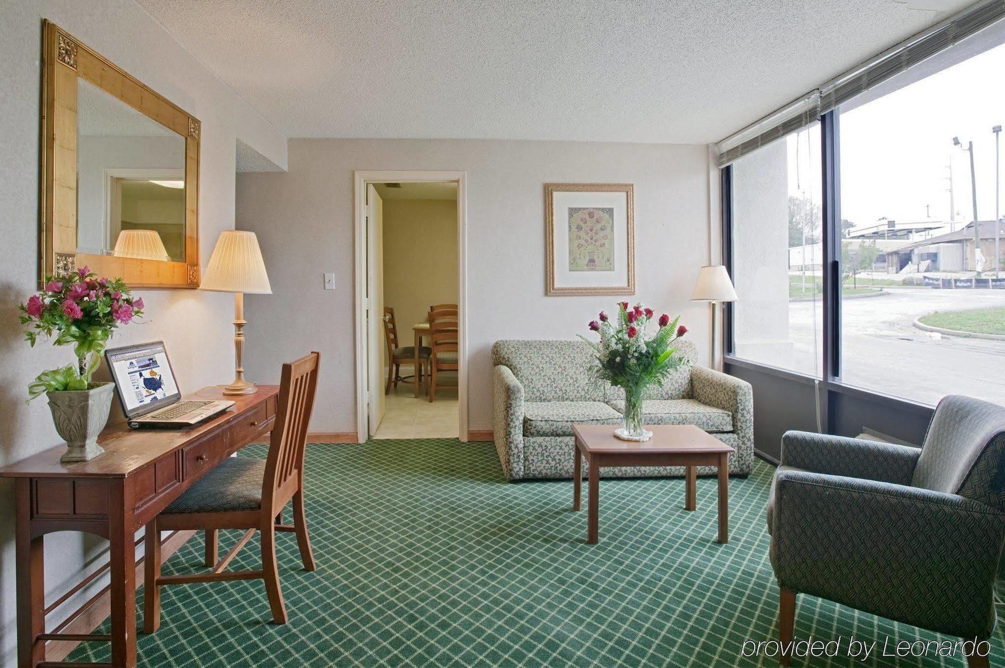 My & Hotel 2*